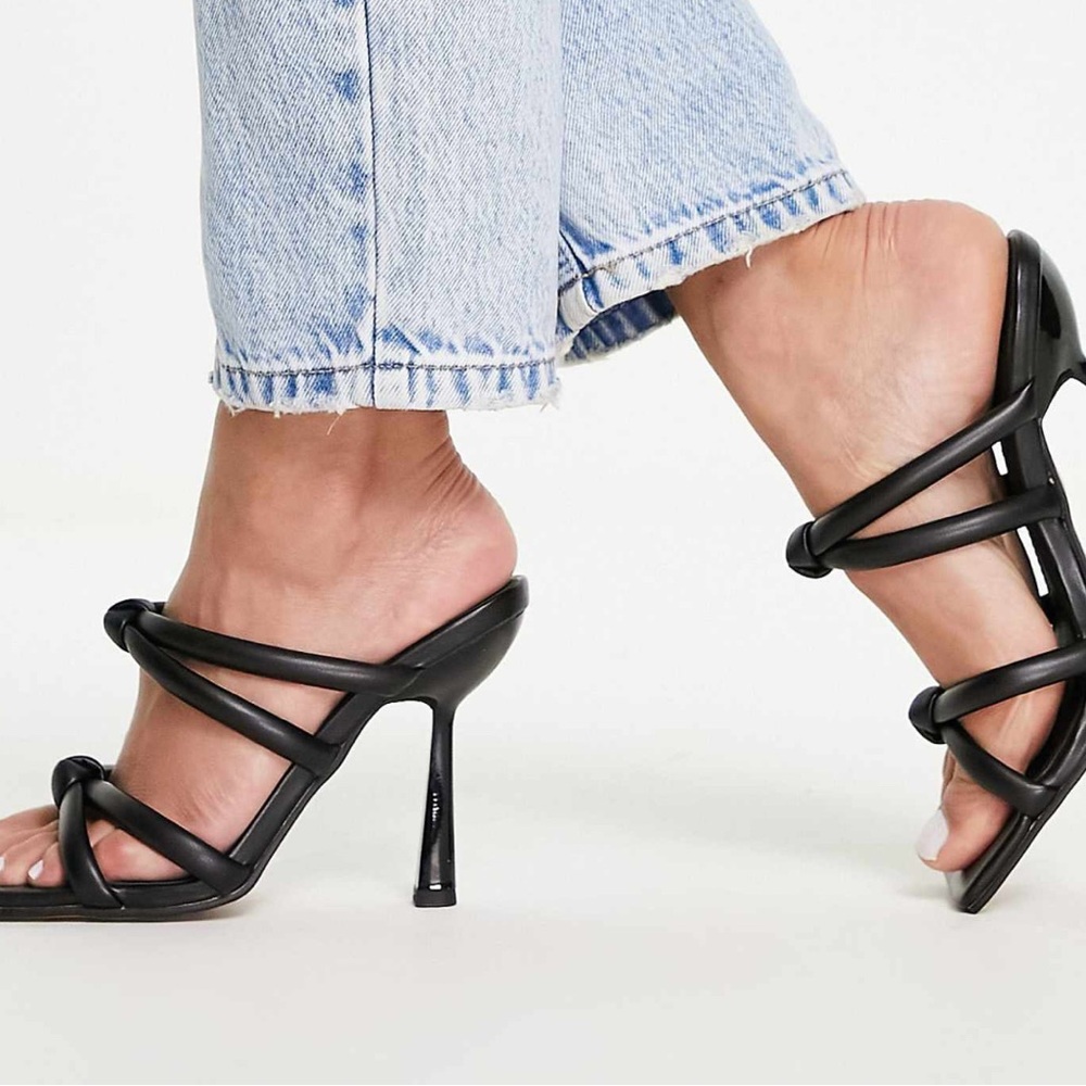 Elegant Black Strappy Heels
